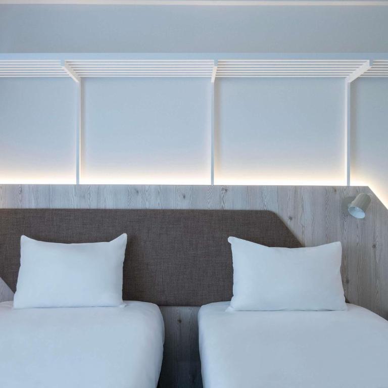 ibis Styles Porto Vecchio - Chambre Lits Jumeaux Standard avec Balcon - 9