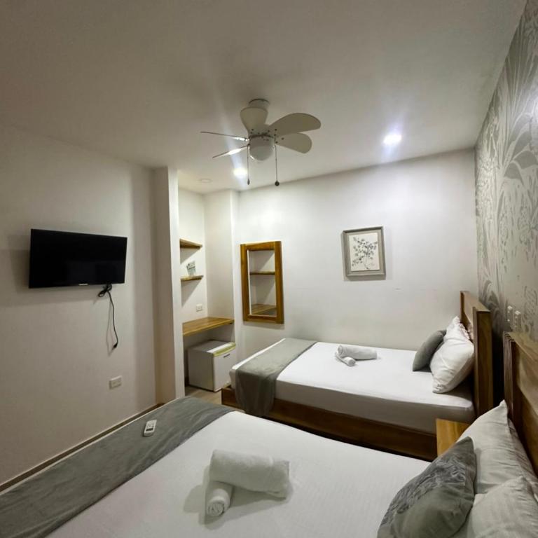 Hotel Boutique El Mirador - Family Room - 4