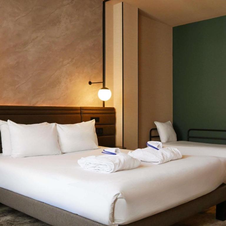Novotel Rouen Centre Cathédrale - Chambre Triple Exécutive - 1 Lit Double et 1 Lit Simple - 10