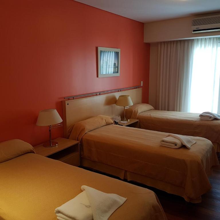 Intersur Suites - Triple Room - 4