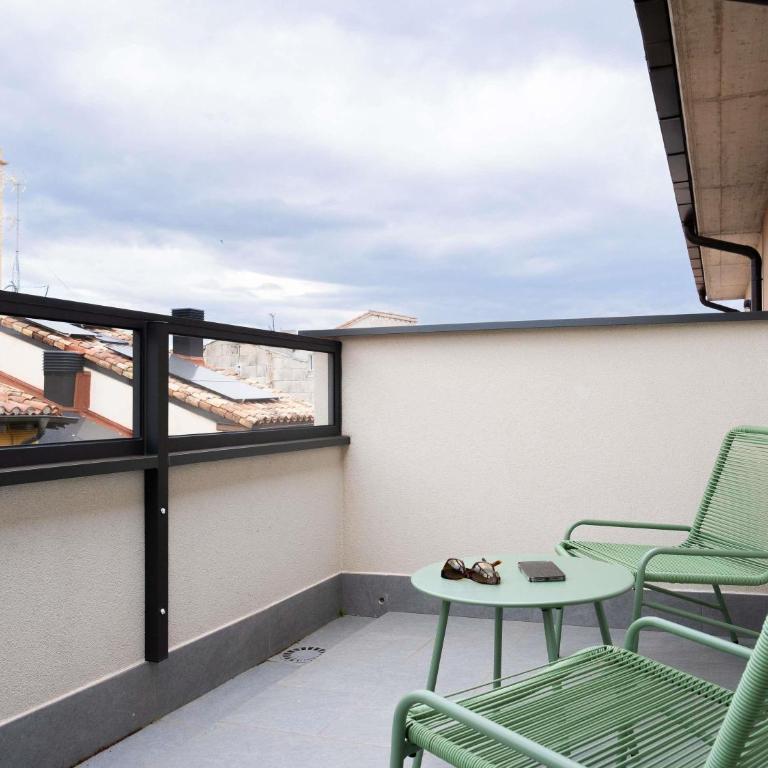 ibis budget Logroño Centro - Habitación Doble Estándar con terraza - 9