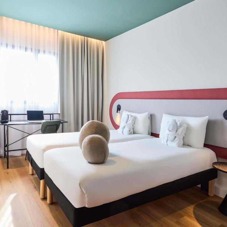 Ibis Styles Madrid Airport Valdebebas - Premium Business Twin Room - 1
