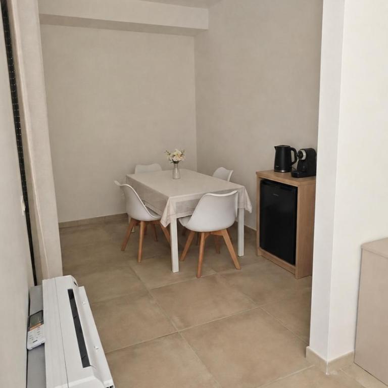 Civico6 - Double Room with Private Bathroom - 4
