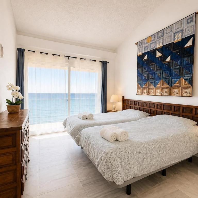 Frontline Beach Retreat Panoramic Sea Views - Apartment mit 3 Schlafzimmern - 8