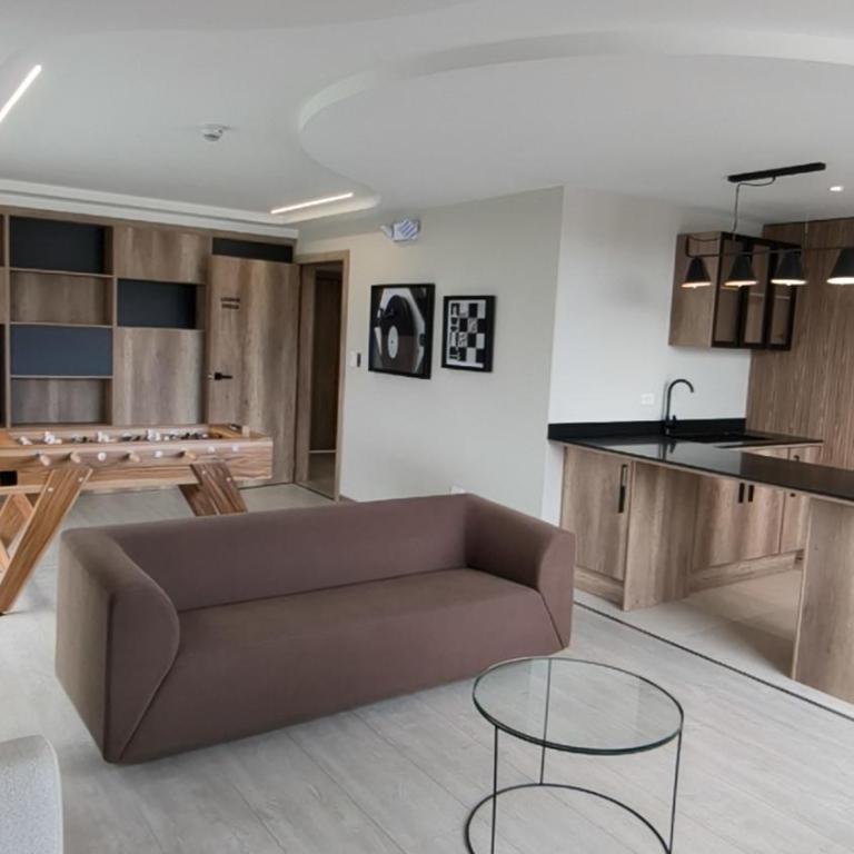 Estudio moderno con vista a la ciudad, terraza y gym A minutos del Metro La Carolina, Quito - One-Bedroom Apartment - 19