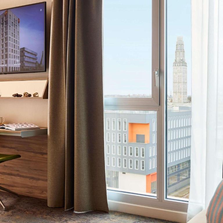 You Hotel Amiens - Handwritten Collection - Suite Deluxe avec 2 Lits Doubles - 4