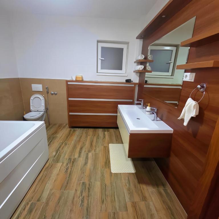 Villa Sarajevo Heights ex Villa Kolonija - Vila sa Sopstvenim Bazenom - 31