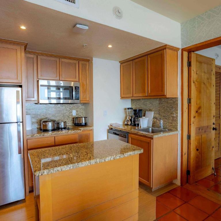 Club Regina Puerto Vallarta - One-Bedroom King Suite with Jacuzzi, Terrace and Oceanfront View - 7