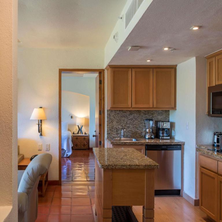 Club Regina Puerto Vallarta - Two-Bedroom Deluxe King Suite with Balcony, Jacuzzi and Lagoon View - 7