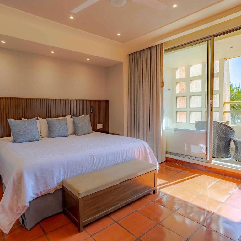 Club Regina Puerto Vallarta - Deluxe Executive Zimmer mit Kingsize-Bett und See- oder Gartenblick - Zugang zur Lounge - 8