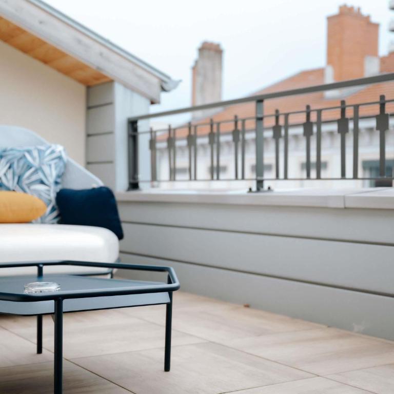 Keystone Hotel & Spa Lyon - Handwritten Collection - Chambre Double de Luxe avec Terrasse et Jardin - 7