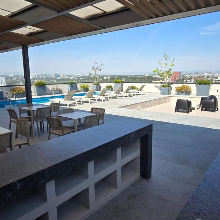 Penthouse in Colomos Providencia - Three-Bedroom Apartment - 13