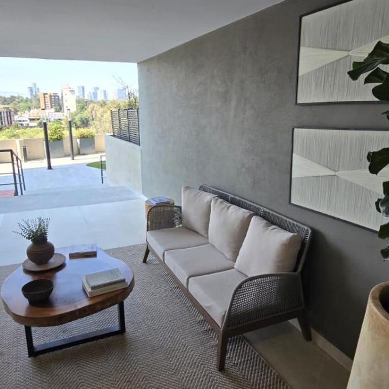 Penthouse in Colomos Providencia - Three-Bedroom Apartment - 25