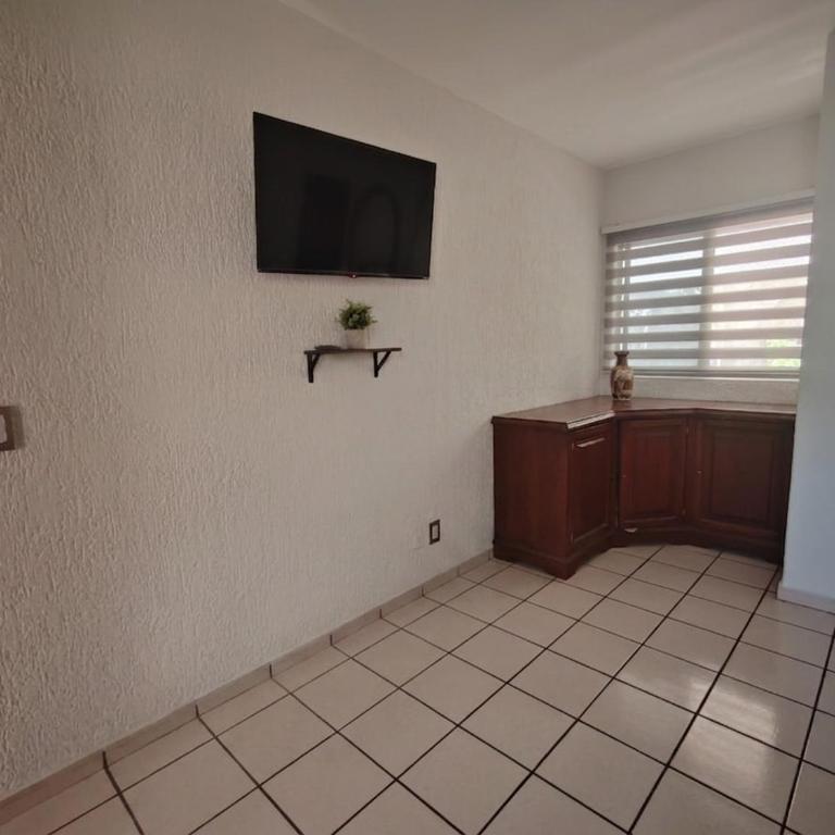 Isabella Residence Close to downtown Comfort - Four-Bedroom House - 11