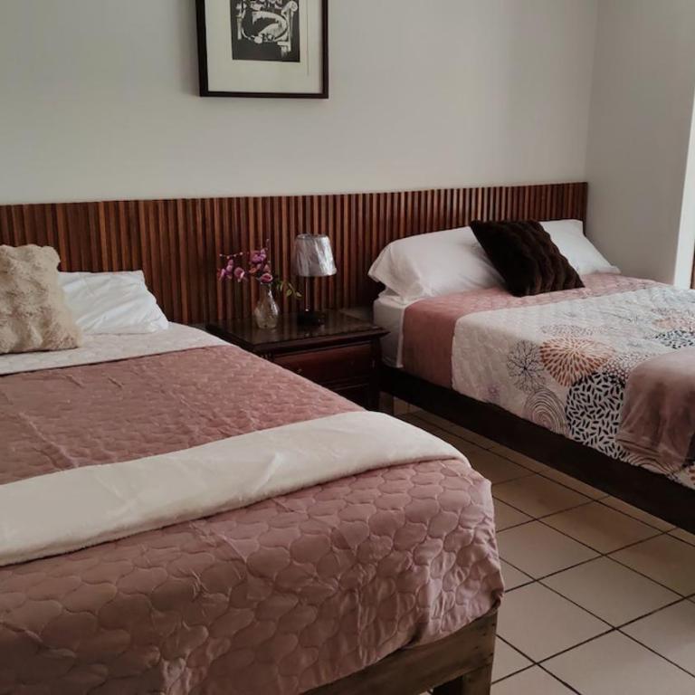 Isabella Residence Close to downtown Comfort - Four-Bedroom House - 24