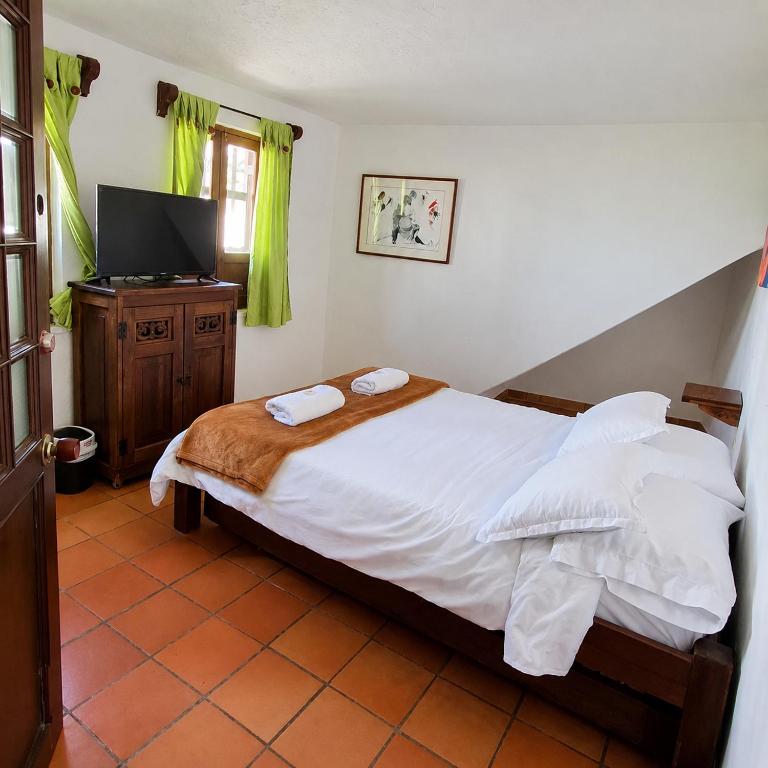 Hospedaje casa Chisakui- Acogedora Casa en Villa de Leyva - Standard Double Room with Shared Bathroom - 3
