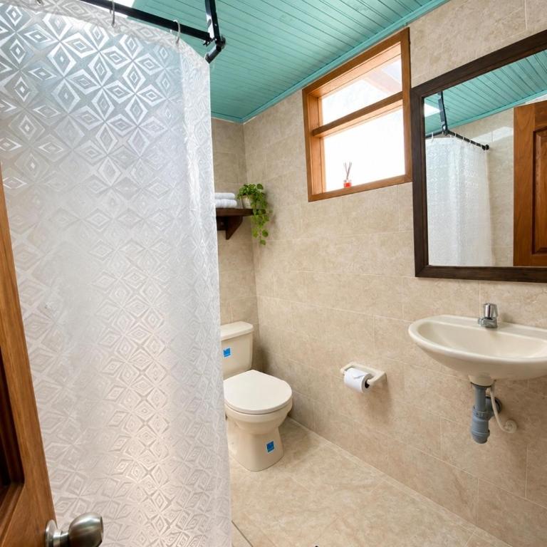 Hospedaje casa Chisakui- Acogedora Casa en Villa de Leyva - Double Room with Private Bathroom - 12