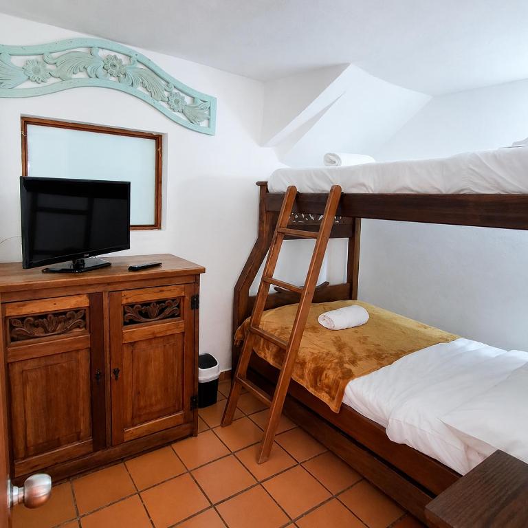 Hospedaje casa Chisakui- Acogedora Casa en Villa de Leyva - Basic Triple Room with Shared Bathroom - 13