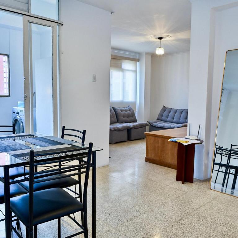 Lindo Apartamento a 10 Minutos del Centro Comercial Sambil Candelaria - Apartamento de 2 dormitorios - 1