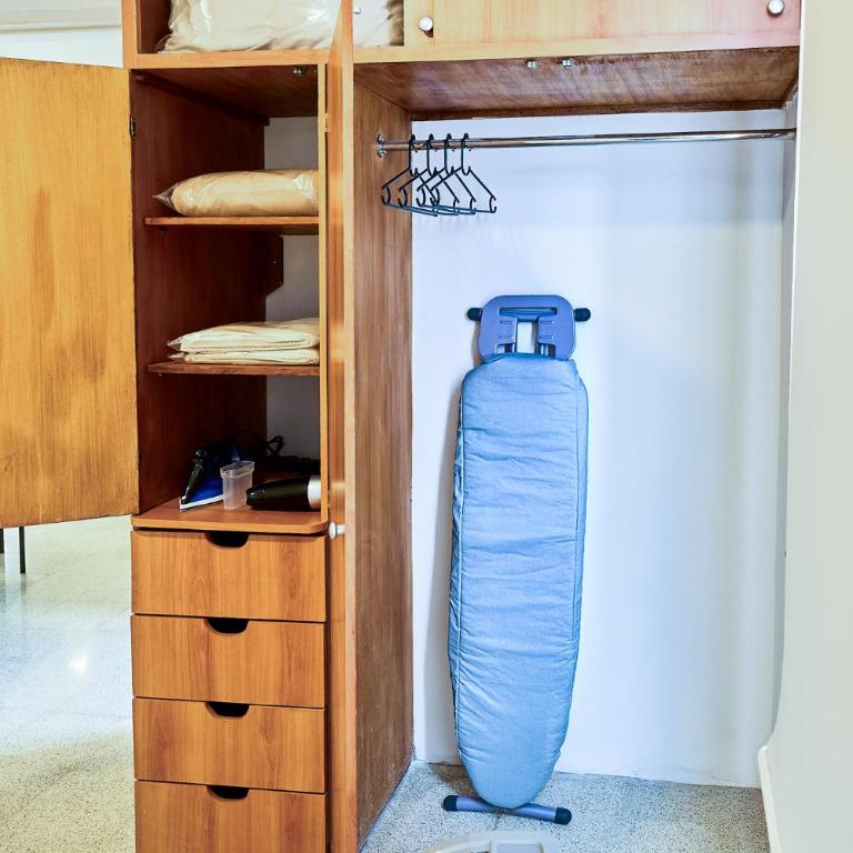 Lindo Apartamento a 10 Minutos del Centro Comercial Sambil Candelaria - Apartamento de 2 dormitorios - 15