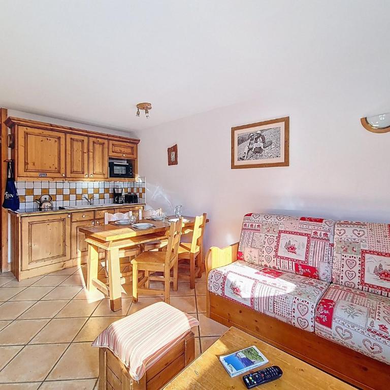 Spacieux 3P avec Balcon et Piscine proche des Pistes - FR-1-344-1253 - Appartement - 6