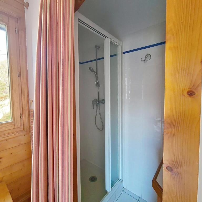 Spacieux 3P avec Balcon et Piscine proche des Pistes - FR-1-344-1253 - Appartement - 8