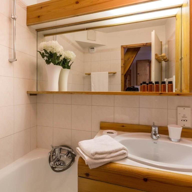 Appartement confortable avec parking - 6 pers. - FR-1-518-231 - Appartement - 10