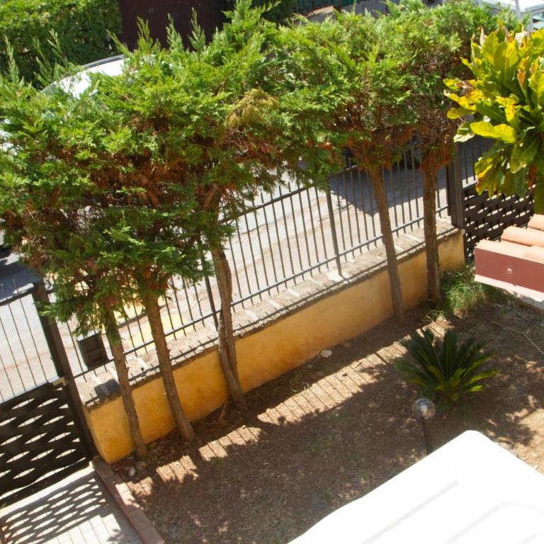LOBEA BEACH HOUSE - enjoy a beach lifestyle! - Three-Bedroom House - 15