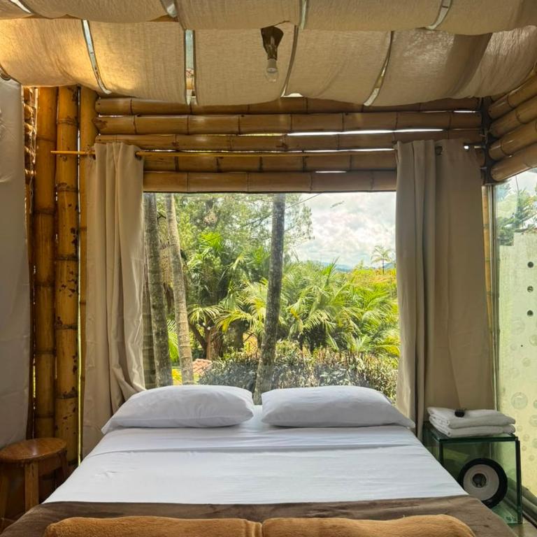 BioHotel Ecohouse - Suite con bañera de hidromasaje - Cama extragrande - 9