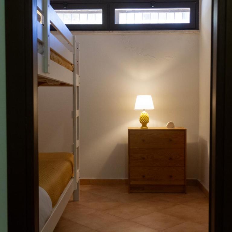 LOBEA BEACH HOUSE - enjoy a beach lifestyle! - Three-Bedroom House - 32