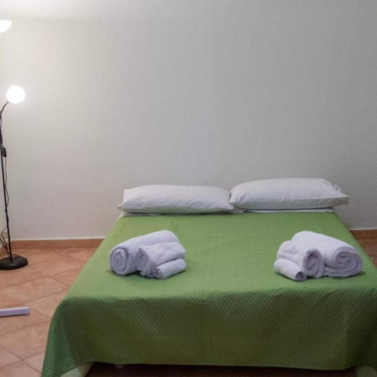 LOBEA BEACH HOUSE - enjoy a beach lifestyle! - Three-Bedroom House - 29