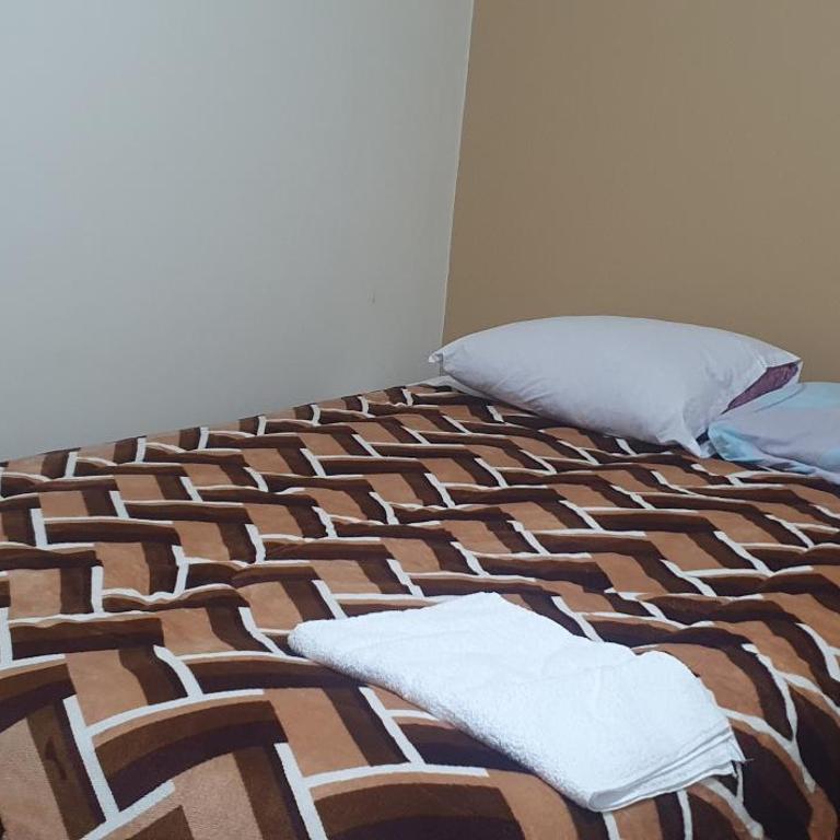 3 Bedrooms Airport Close 2 Min Walk, Self Check In - Three-Bedroom Apartment - 7
