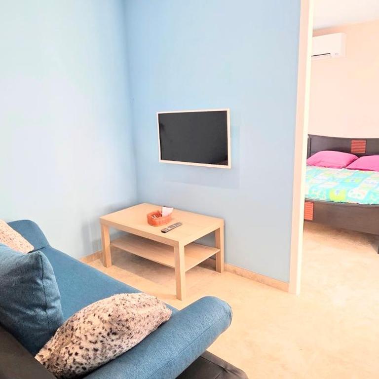 LE BARCARES - logement "Ecume" 3 étoiles, clim, wifi, parking, terrasse, plage et village de Noël à pied - 4 personnes - Apartamento de 2 dormitorios - 9