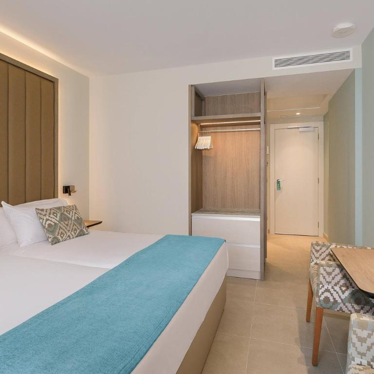 SOL by Meliá Torremolinos Don Marco - Adults Recommended - Habitación Sol con vistas a la piscina - 2
