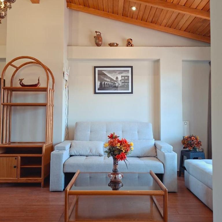 Buena Vista Terrace & Wood - One-Bedroom Apartment - 11