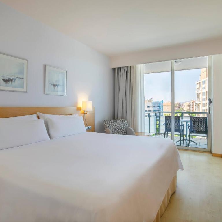 SOL by Meliá Port Cambrils - Habitaciones Comunicadas - 1
