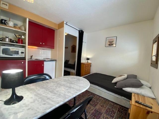 Résidence Roche Blanche - VAL THORENS location: studio pour 2 personnes dans le centre (résidence roche blanche) MAE-9114 - Monolocale - 18