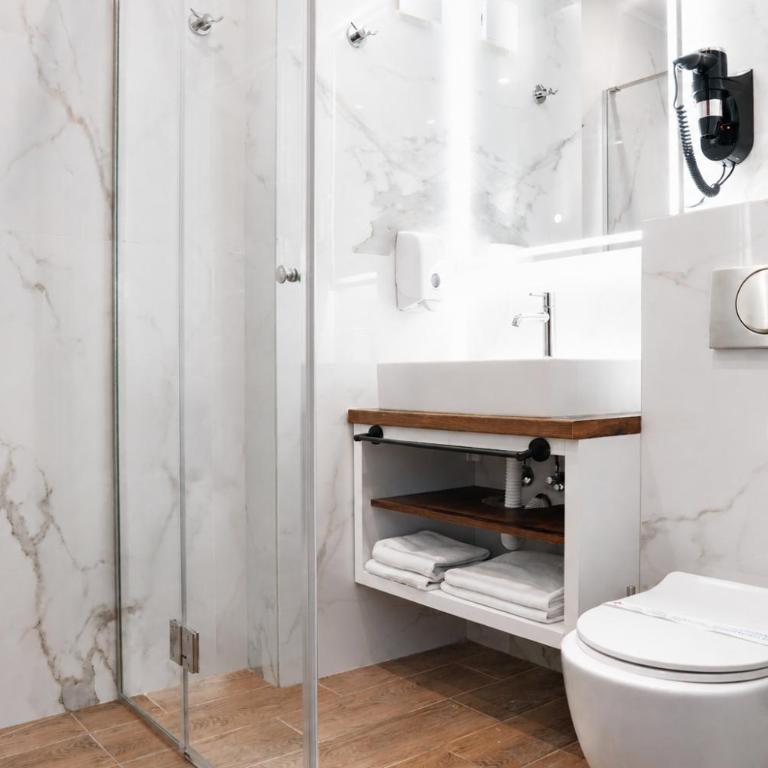 Hotel Sucevic Garni - Chambre Double Deluxe (2 Adultes + 1 Enfant) - 3