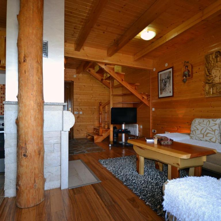 Holiday Homes Durmitorski Gaj - Kuća sa 2 Spavaće Sobe - 4
