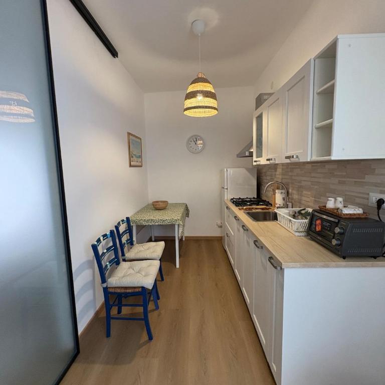 Poetto Sea View - Apartment mit 1 Schlafzimmer, Balkon und Meerblick - 10