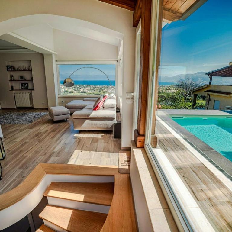 Sunlit gulffront villa with pool - Ferienhaus - 10
