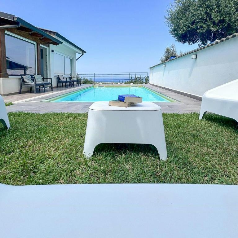 Sunlit gulffront villa with pool - Ferienhaus - 22