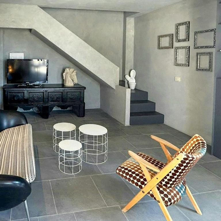 Small Villa Carved into the Noto Stone - Casa Vacanze - 11