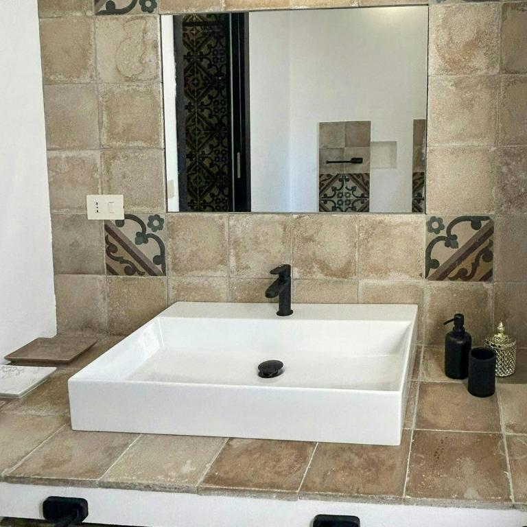Small Villa Carved into the Noto Stone - Casa Vacanze - 18