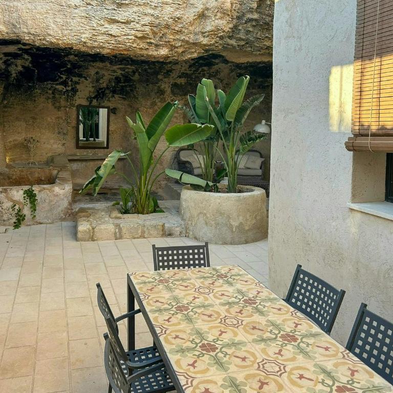 Small Villa Carved into the Noto Stone - Casa Vacanze - 24
