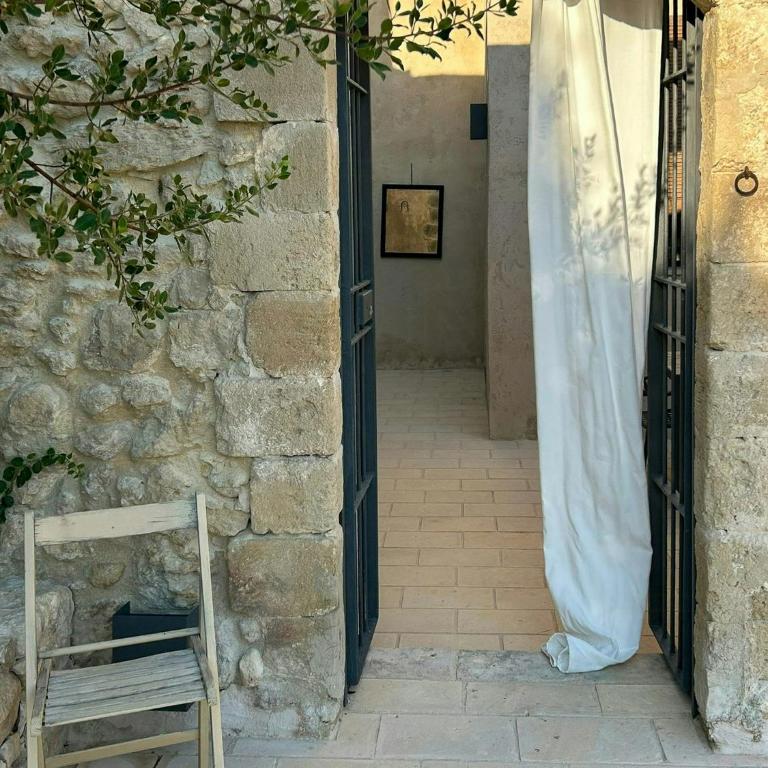 Small Villa Carved into the Noto Stone - Casa Vacanze - 21