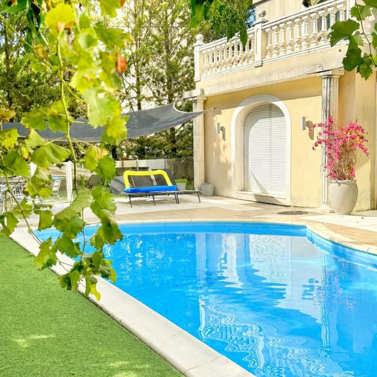 Villa piscine confort, barbecue - Villa - 1