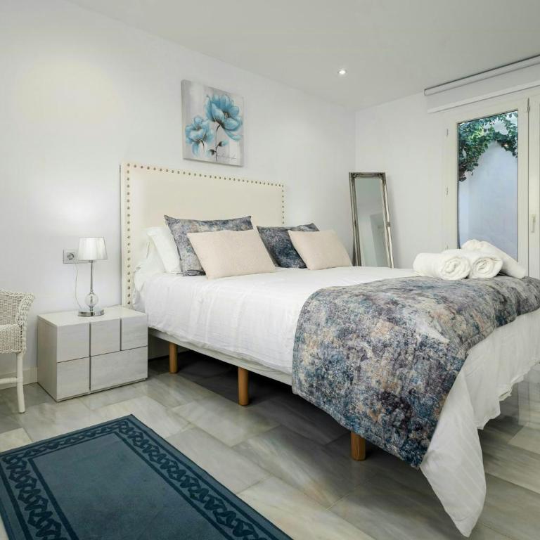 Frontline beachside villa with a private pool - Maison de Vacances - 20