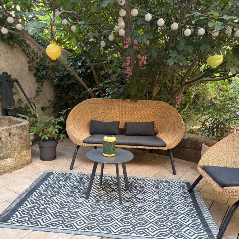 Cozy en centre ville dans un écrin de verdure - Appartement 2 Chambres - 14
