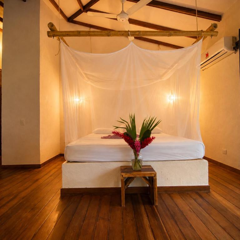 Finca Carpe Diem Ecolodge - Deluxe Family Room - 1